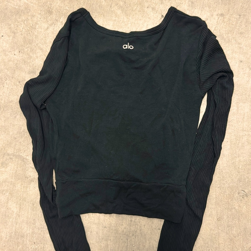 ALO Yoga Black Long Sleeve Top